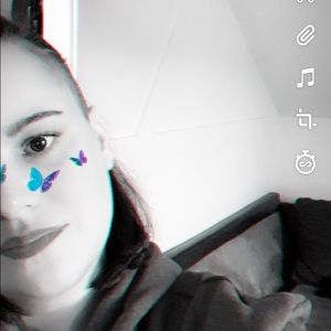 Meet your Posher, Nicole